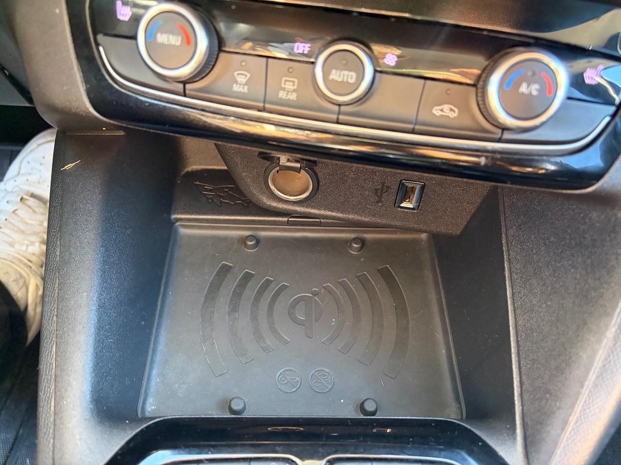 Opel Corsa 1.2 Edition Cambio automatico