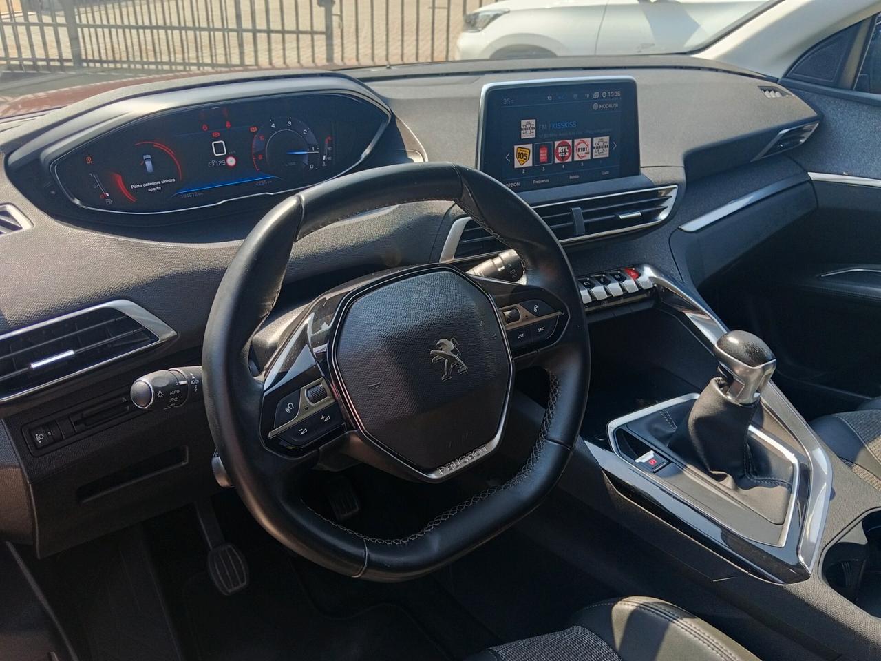 Peugeot 3008 BlueHDi 130 S&S Allure