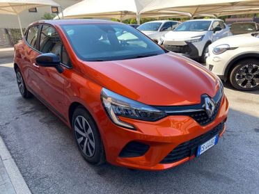 Renault Clio 5 porte Equilibre+GPL “ NEOPATENTATI “