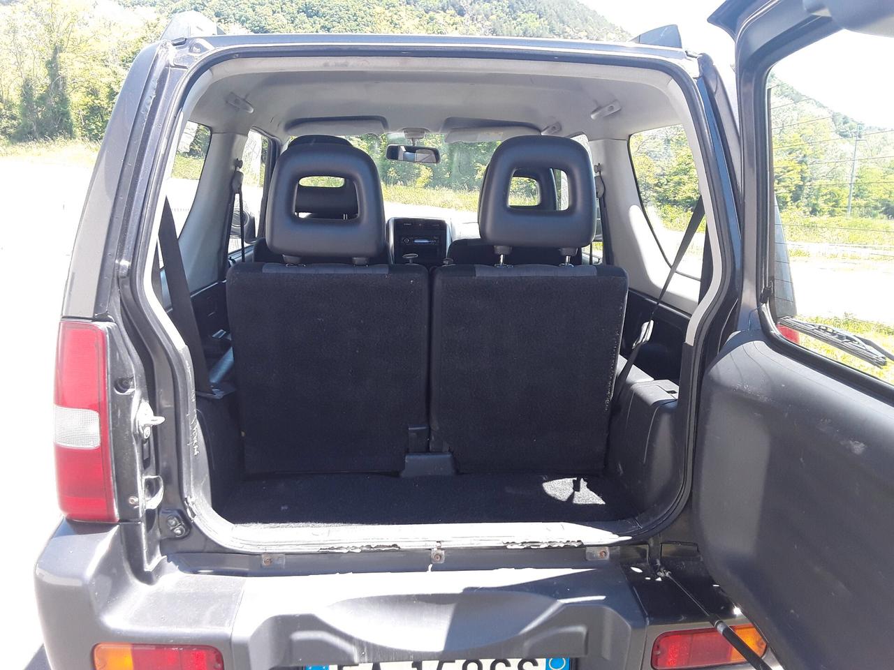 Suzuki Jimny 1.5 DDiS cat 4WD JLX