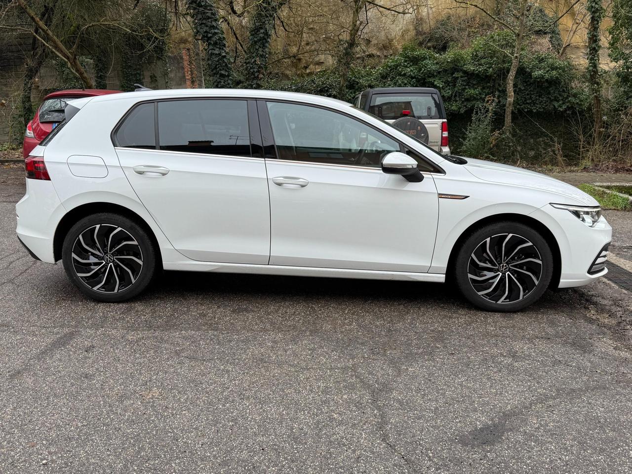 Volkswagen Golf 2.0 tdi Style 150cv dsg