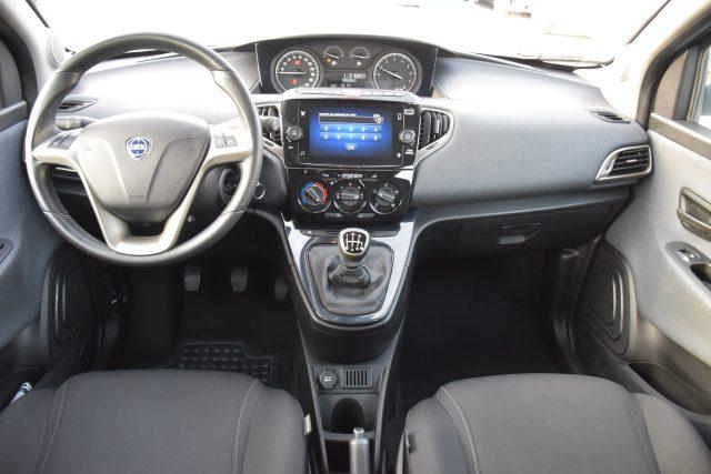 LANCIA Ypsilon 1.0 FireFly 5 porte S&S Hybrid Ecochic Gold