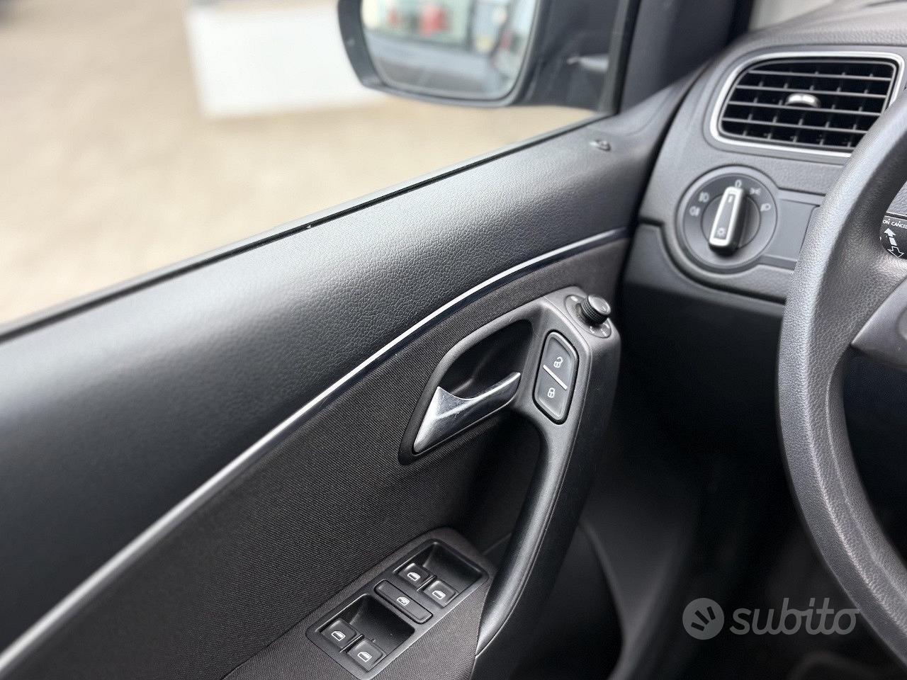 Volkswagen Polo 1.4 Diesel 75CV E6 - 2015