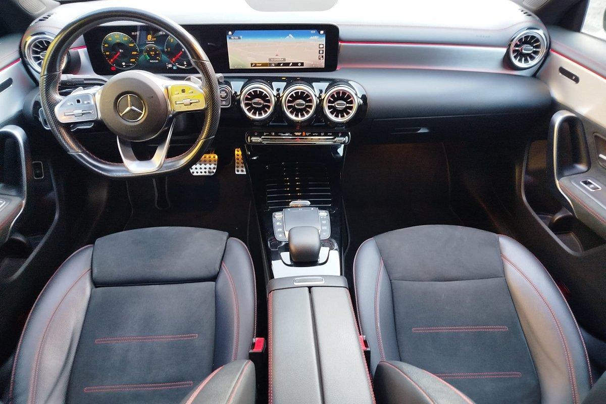 MERCEDES CLA 200 d Automatic Premium