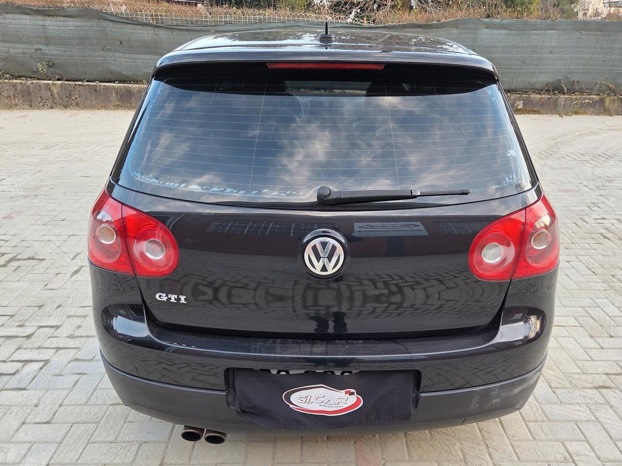 Volkswagen Golf GTI 2.0 16V TFSI 3p.