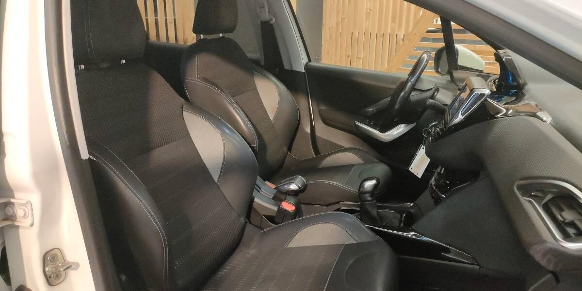 Peugeot 2008 1.5 bluehdi Allure s&s 100cv my19