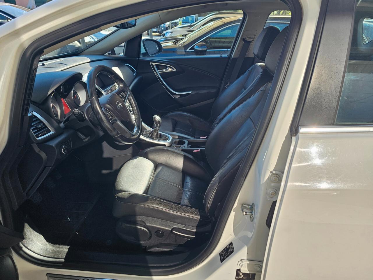 Opel Astra 2.0 CDTI 165CV 5 porte Cosmo S