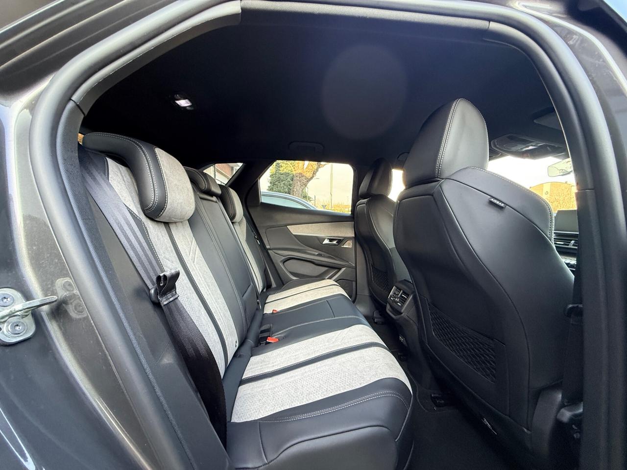 Peugeot 3008 Hybrid 225 e-EAT8 GT Pack