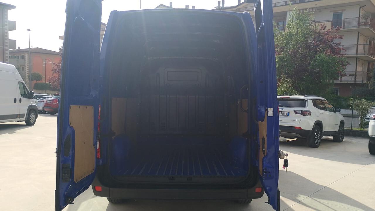 RENAULT MASTER FG TA L1 H2 T33 dCi 135 ICE 3 Posti