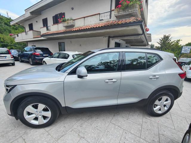 VOLVO XC40 T2 Essential
