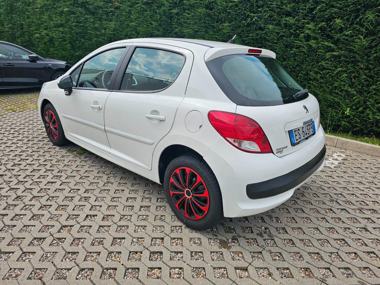 Peugeot 207 Plus 1.4 8V 75CV 5p. ECO GPL