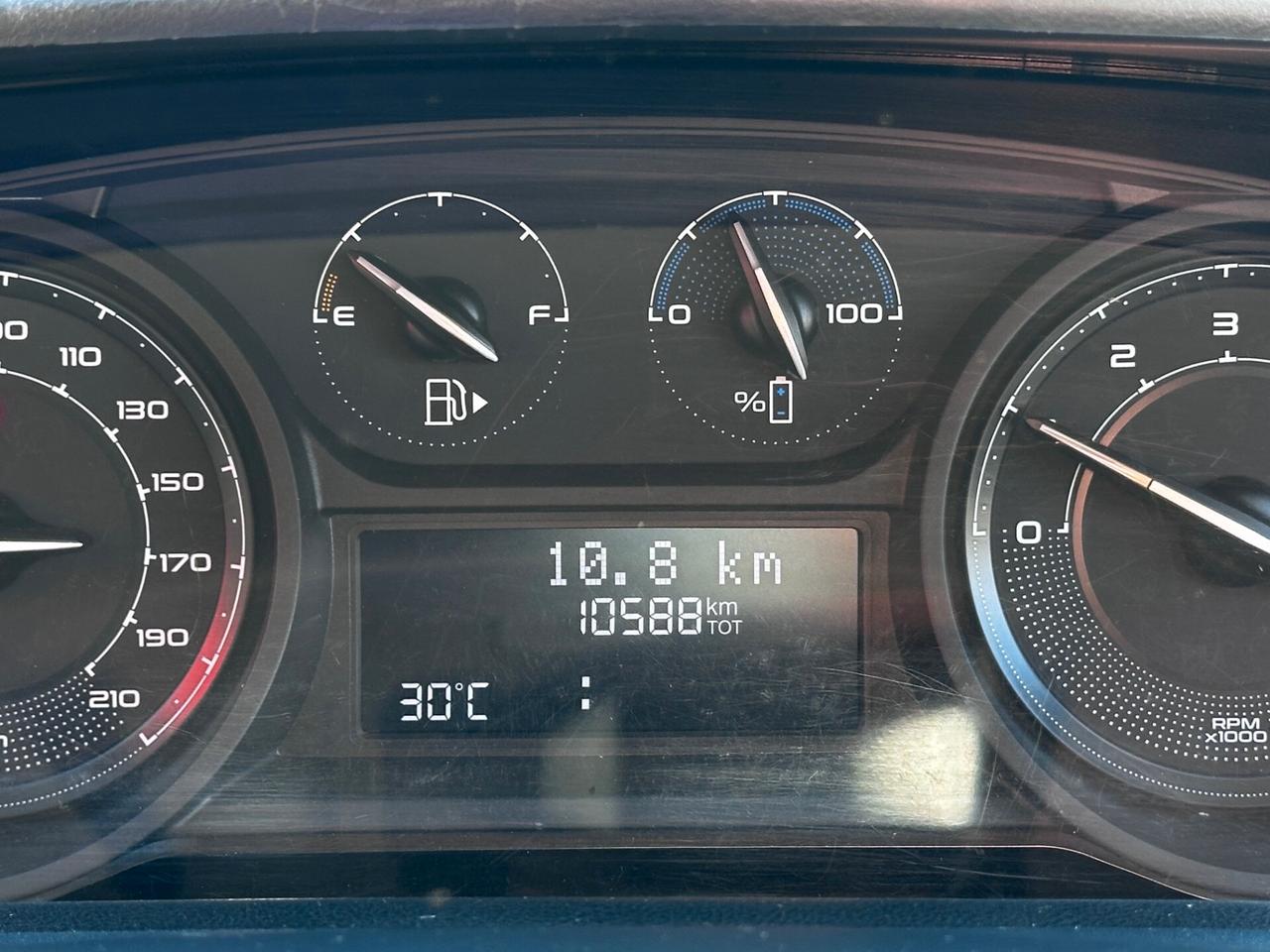 Lancia Ypsilon 1.0 FireFly 5 porte S&S Hybrid Oro