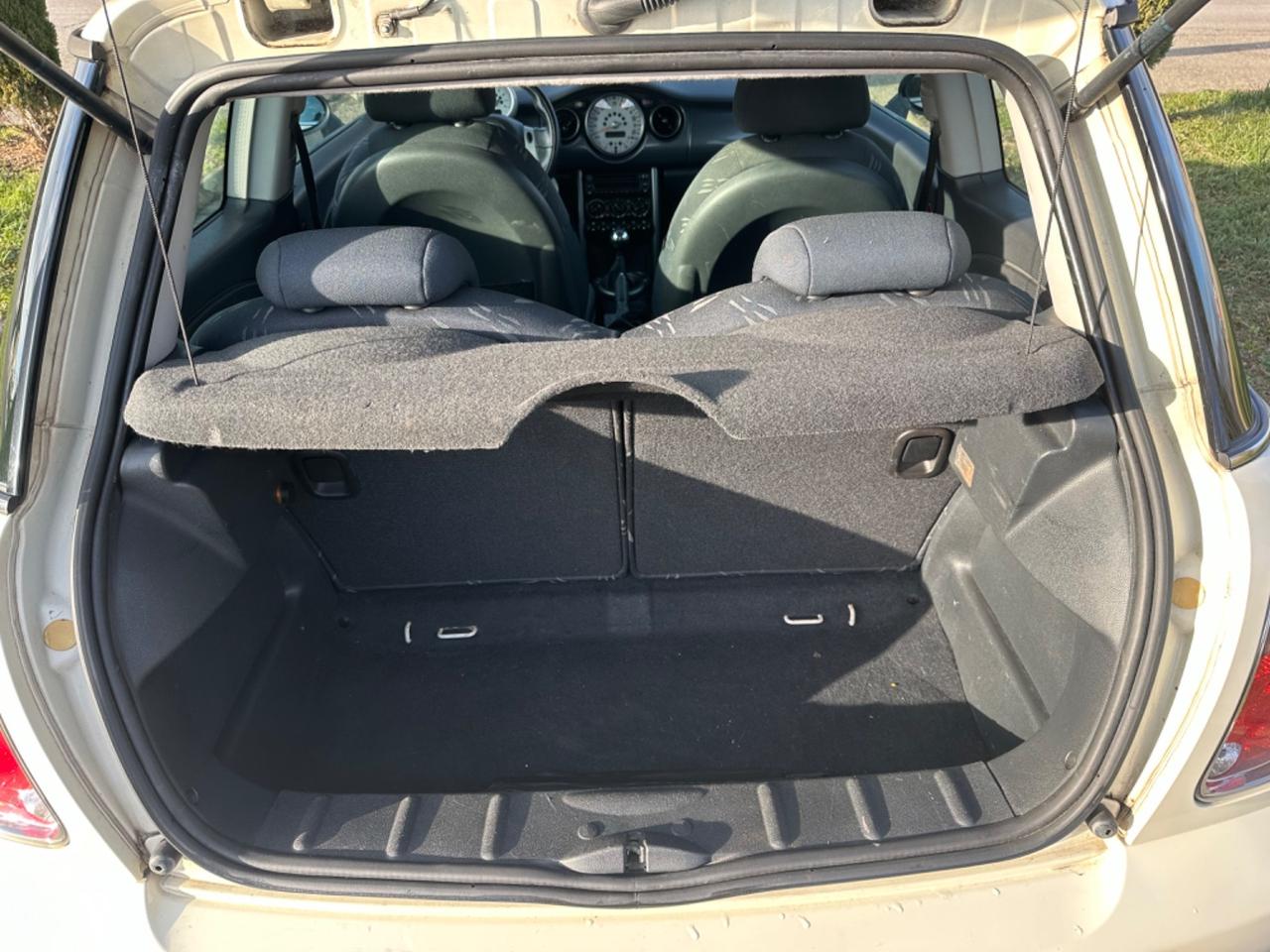 Mini 1.6 16V One Park Lane