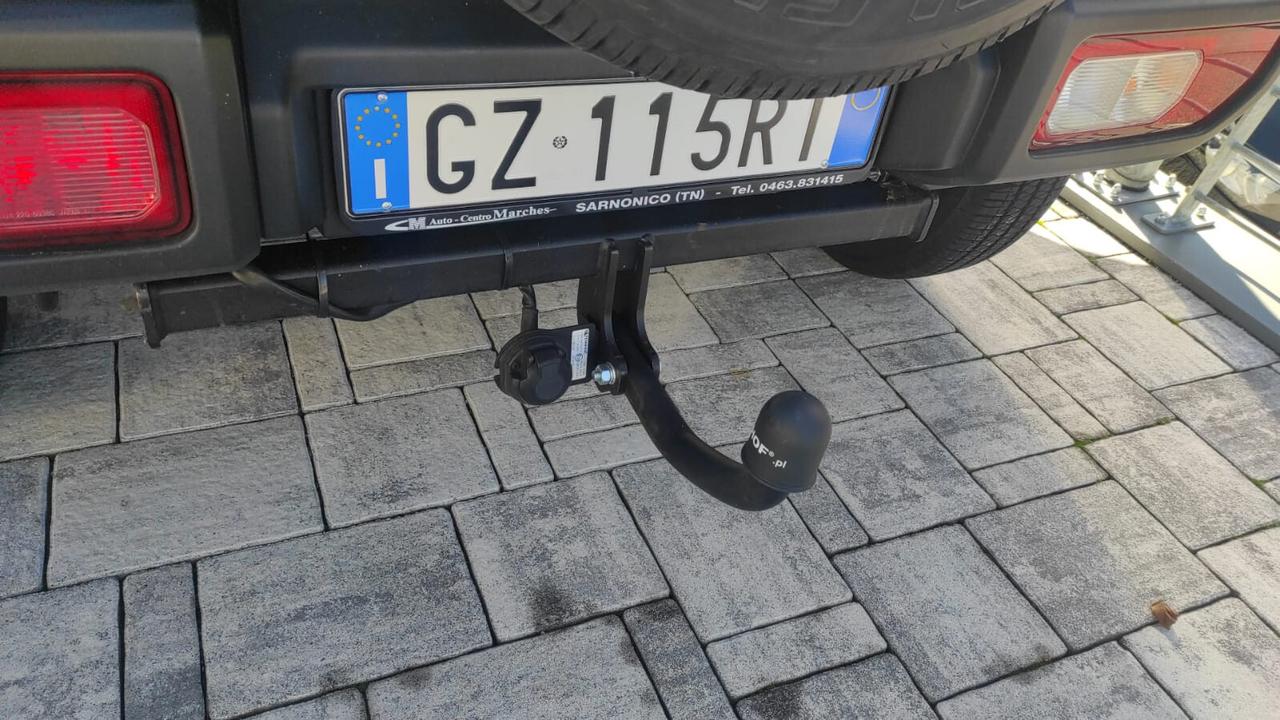 SUZUKI JIMNY 4X4 RIDOTTE 4 POSTI GANCIO TRAINO