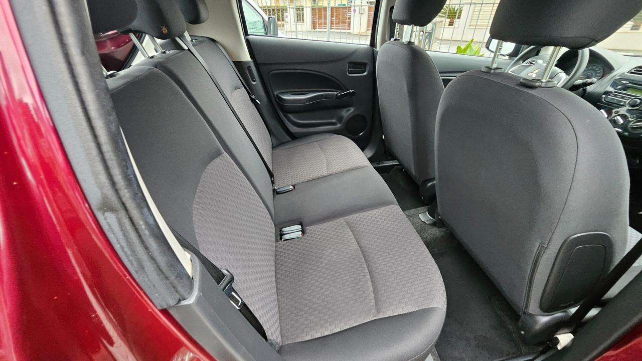 Mitsubishi Space Star 1.0 Invite