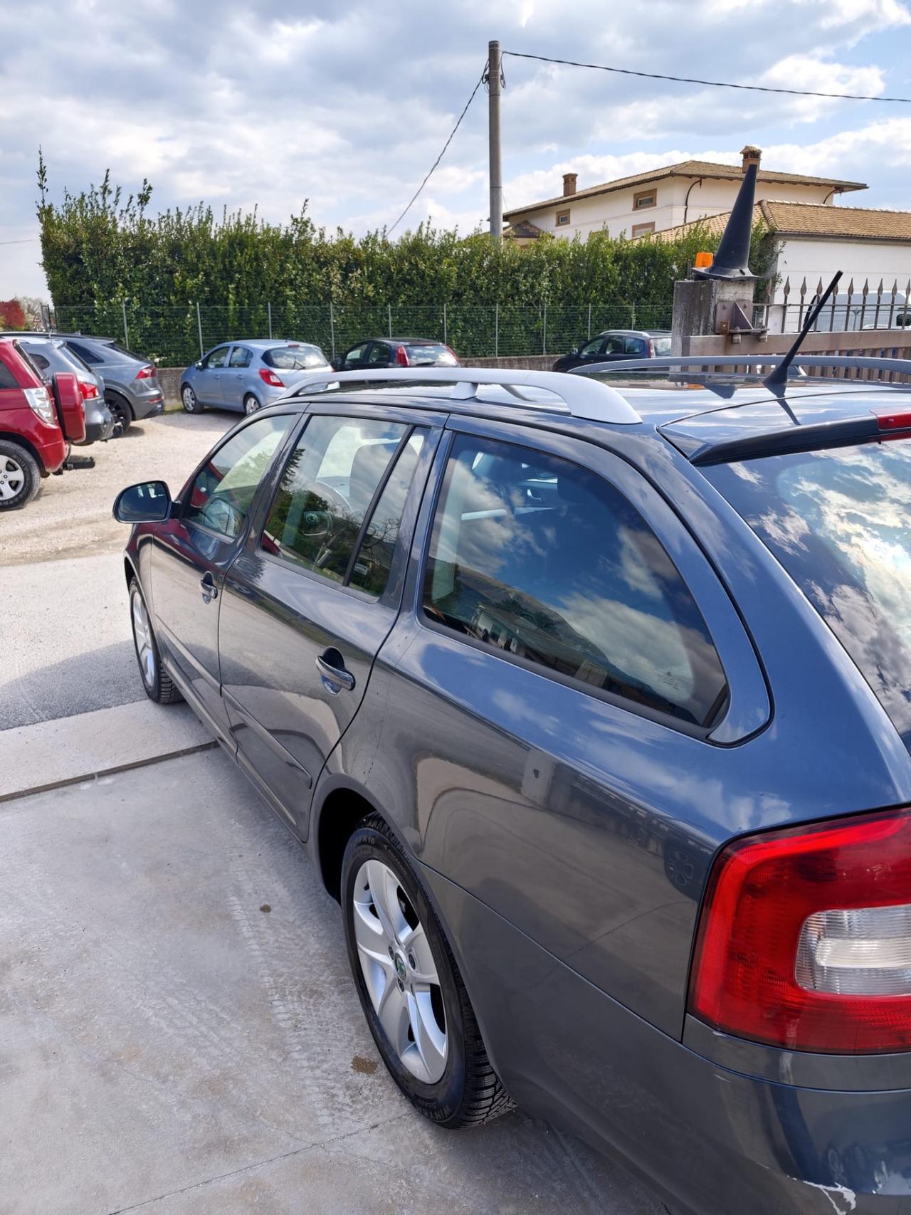 Skoda Octavia 1.6 TDI CR F.AP. 4x4 Wagon Ambition garantita