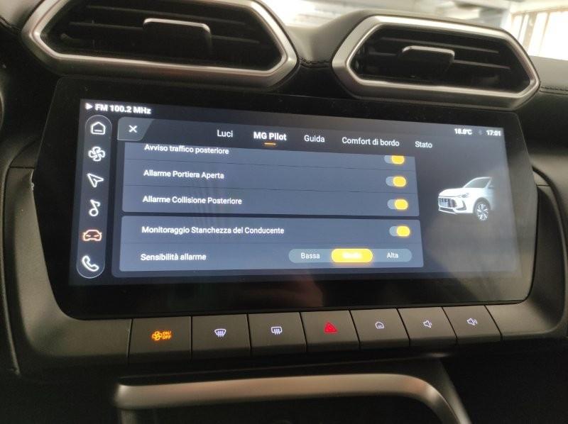 MG ZS (2024-->) - ZS 1.5 Hybrid+ Luxury
