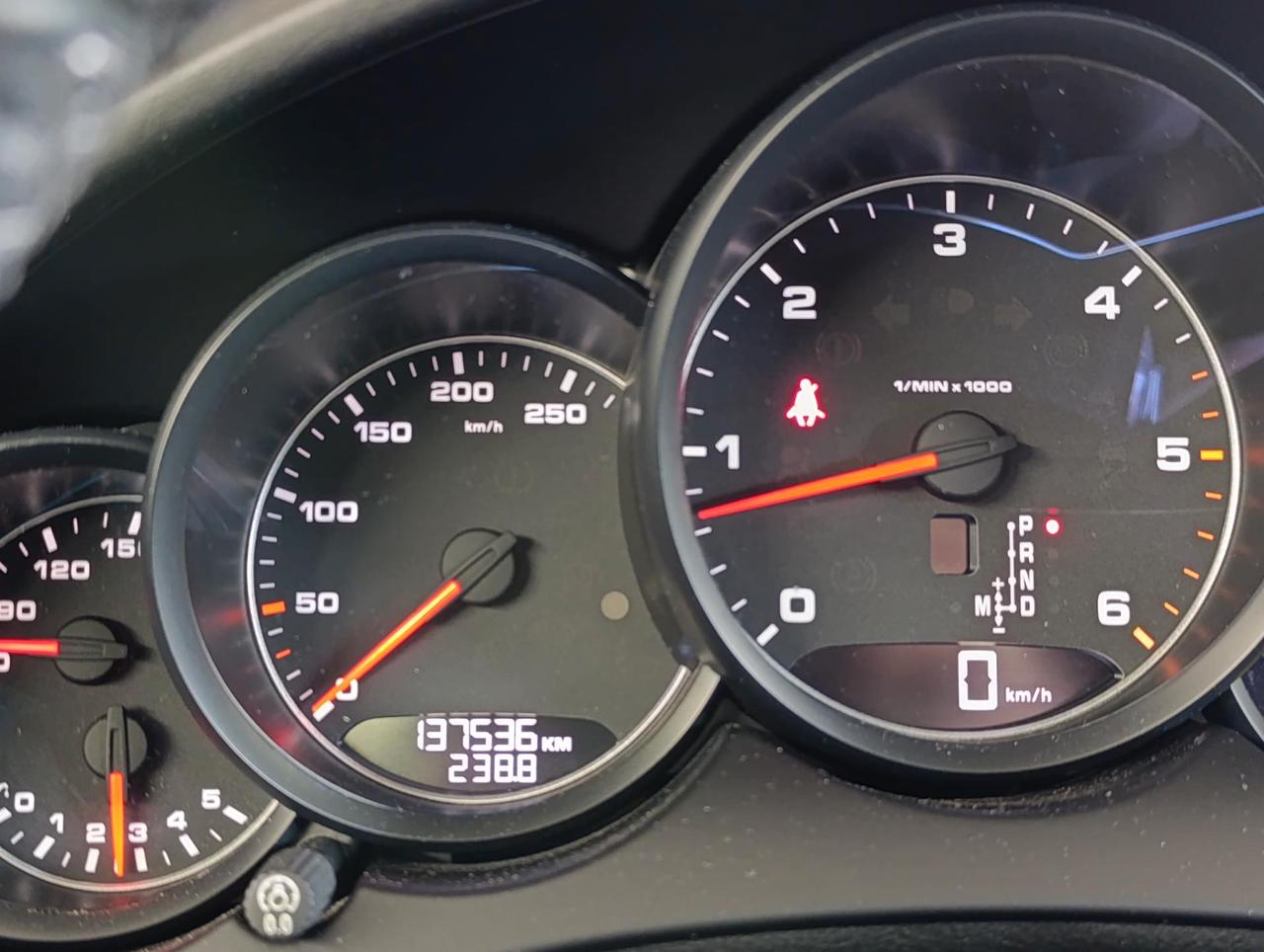 Porsche Cayenne 3.0 Platinum Edition tiptronic