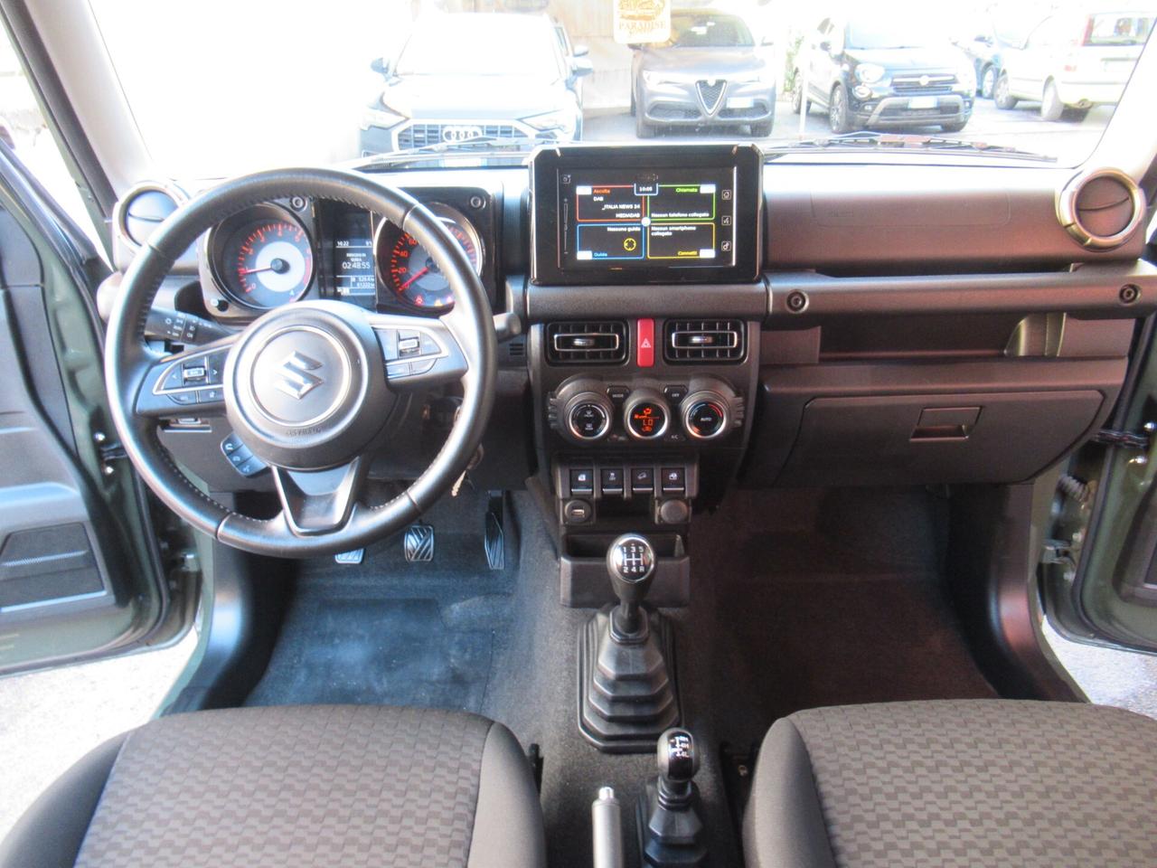Suzuki Jimny 1.5 5MT Top