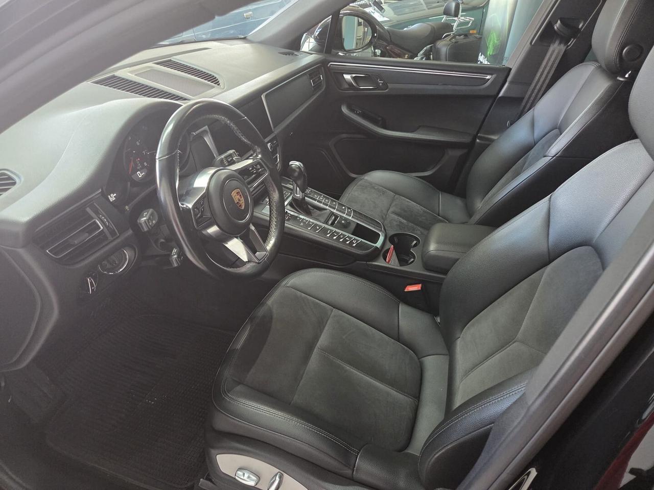 PORSCHE MACAN 2.0 245CV AUTOM TETTO NAV XENON-2019