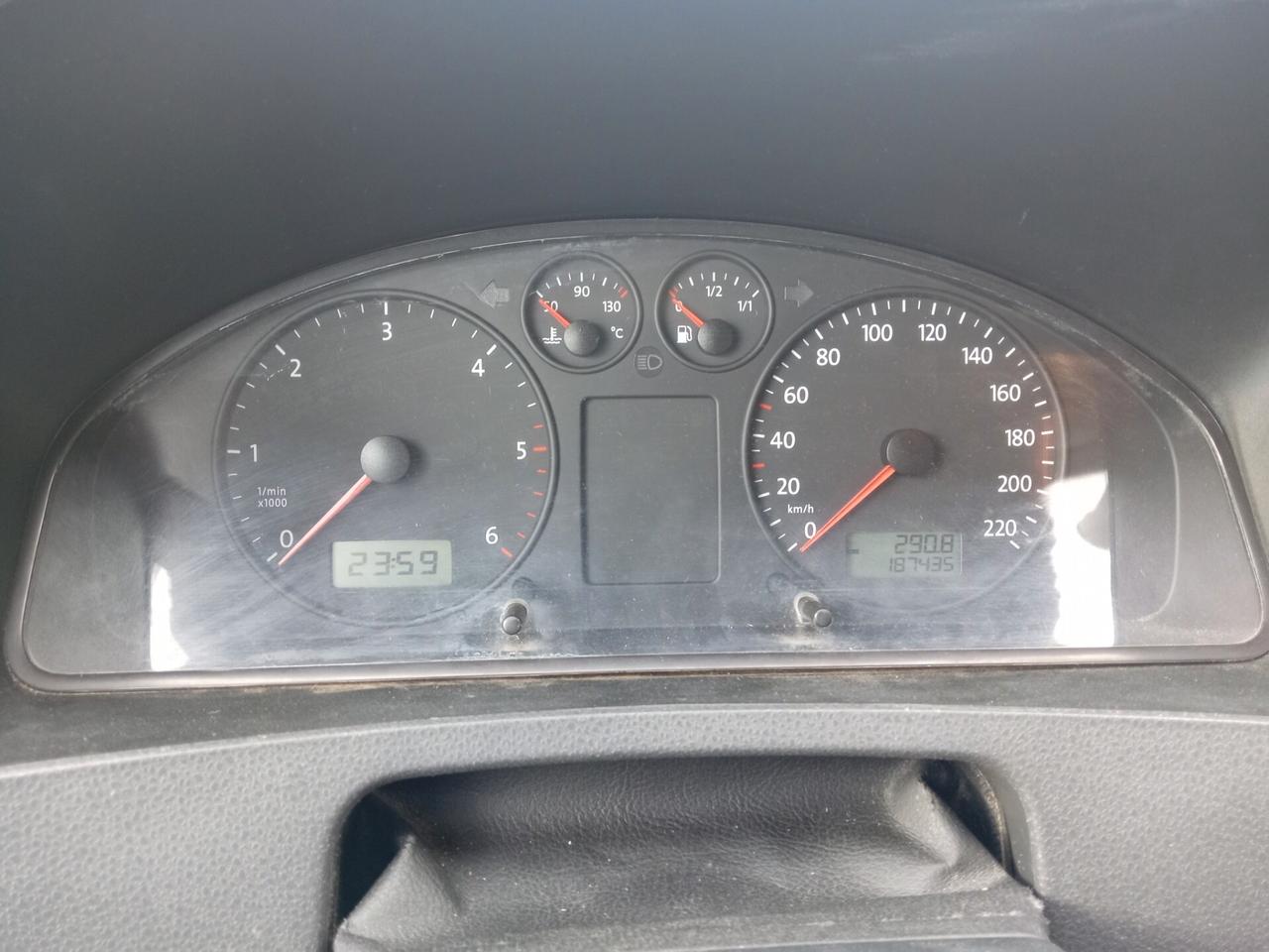 Volkswagen Transporter Shuttle 2.5 TDI/130CV PC