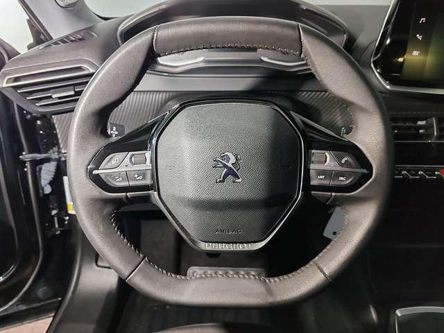 Peugeot 2008 1.2 130cv Active con Navigatore + Telecamera