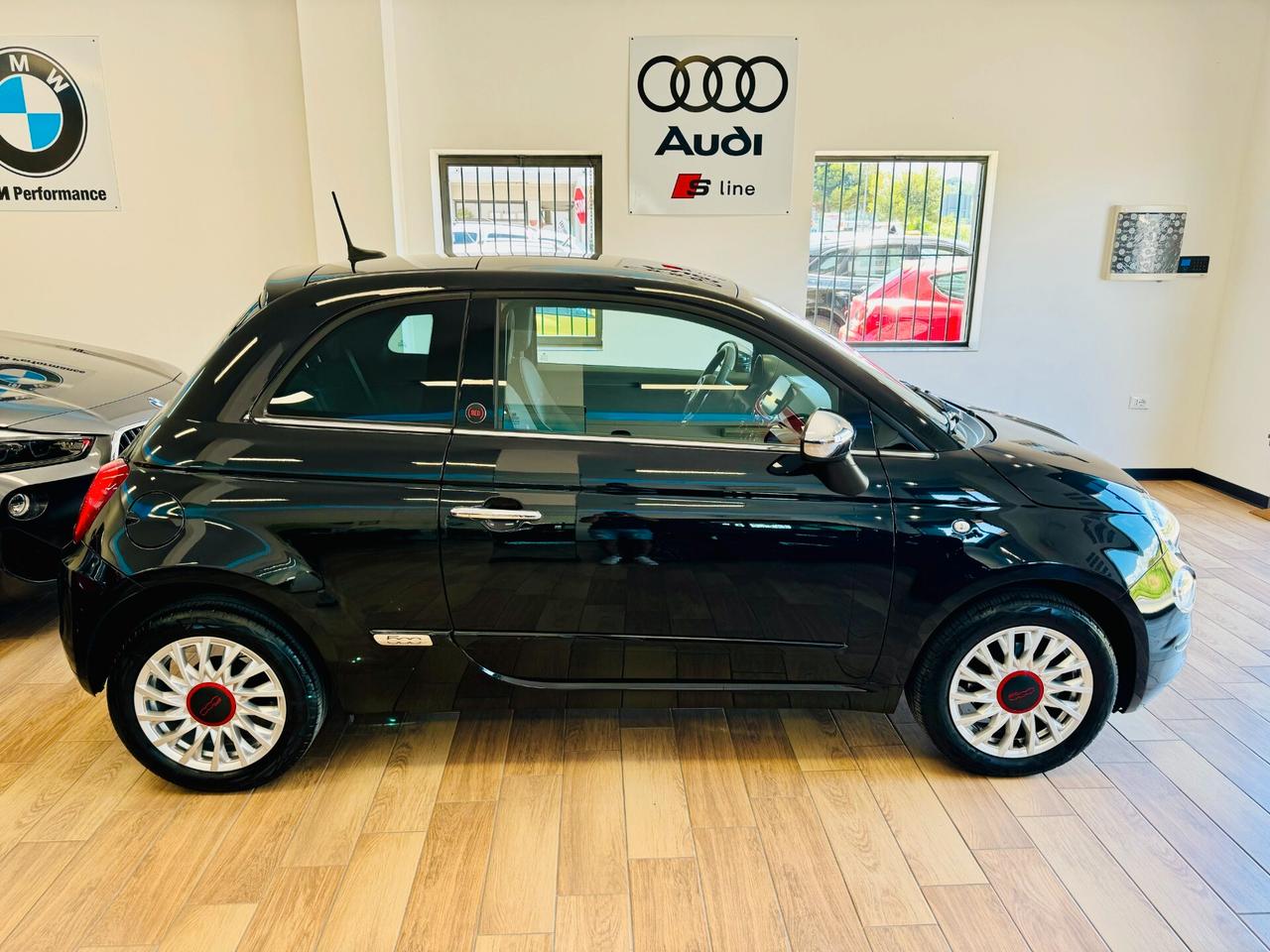 Fiat 500 1.0 Hybrid Red 70CV - 9.700 KM!!!!