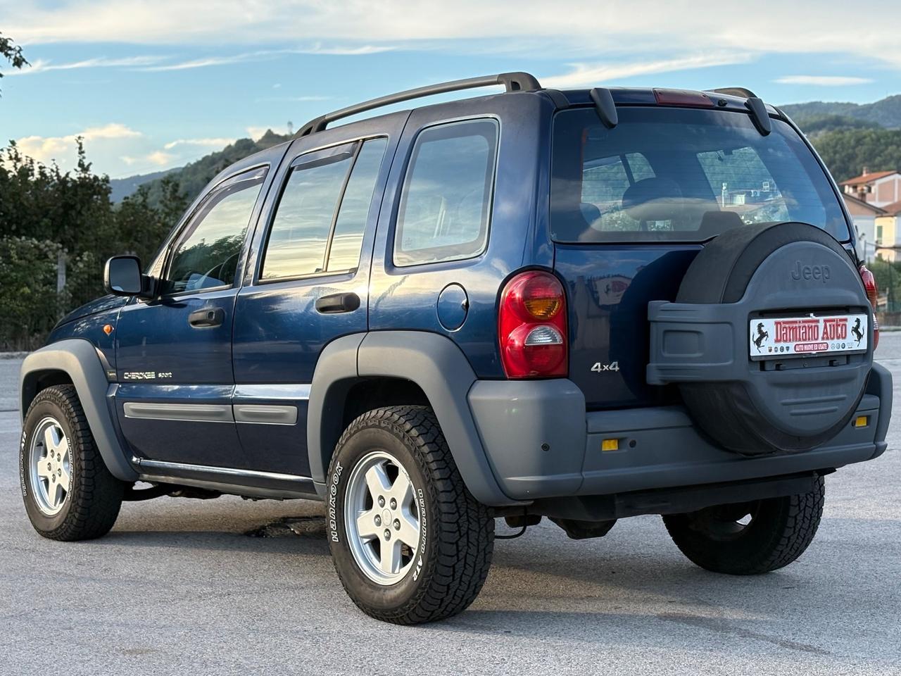Jeep Cherokee SPORT 2.5 CRD AUTOCARRO 4 POSTI