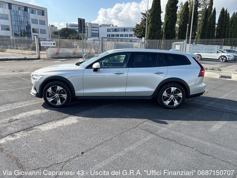 Volvo V60 Cross Country D4 AWD Geartronic Business Plus