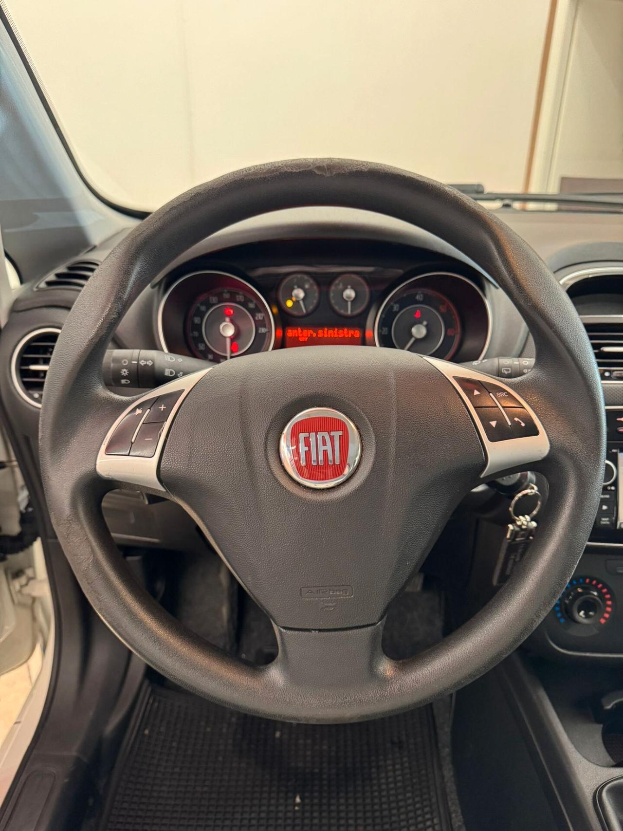 Fiat Punto 1.3 MJT II S&S 95 CV 5 porte Street