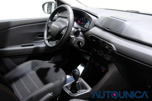 DACIA Sandero STEPWAY 1.0 TCE ECO-G ESSENTIAL GPL FARI LED