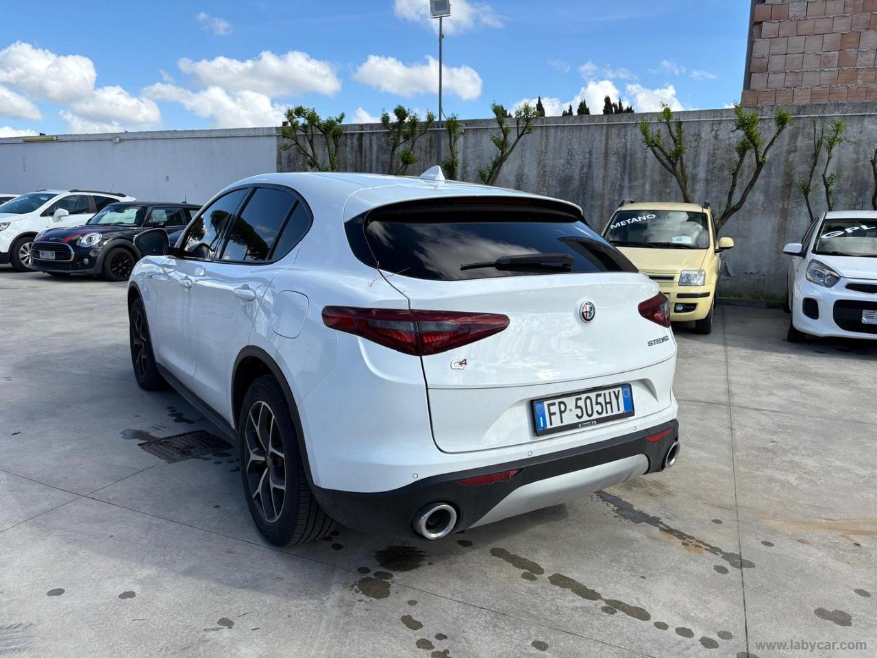 ALFA ROMEO Stelvio 2.2 T.diesel 210 CV AT8 Q4 Exec. X COMMERCIANTI
