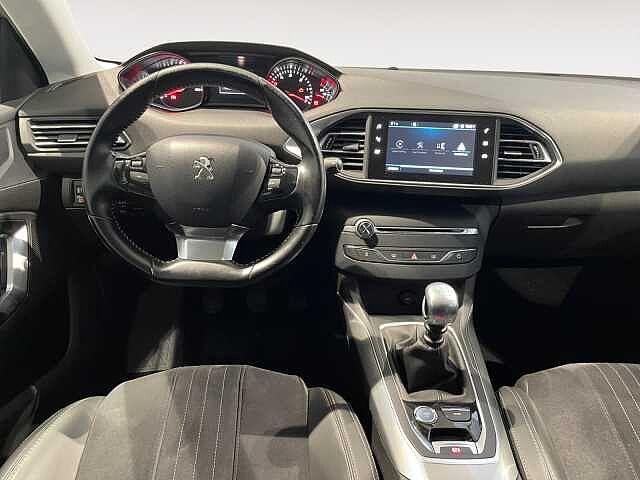 Peugeot 308 1.6BlueHDi 120CV Allure - NEOPATENTATI