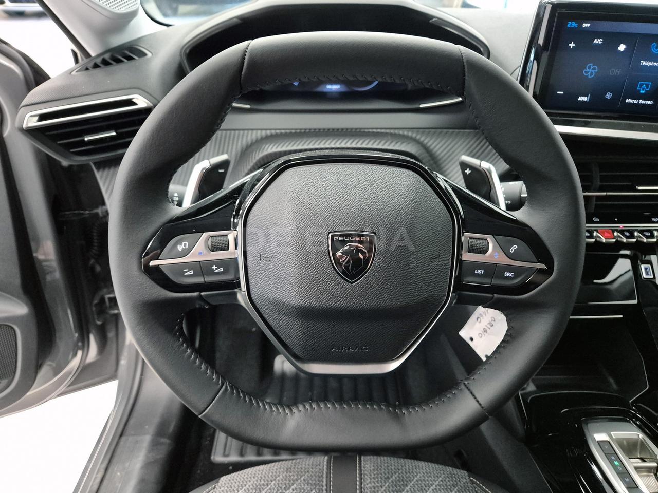 Peugeot 208 1.2 hybrid allure 110cv e-dcs 6