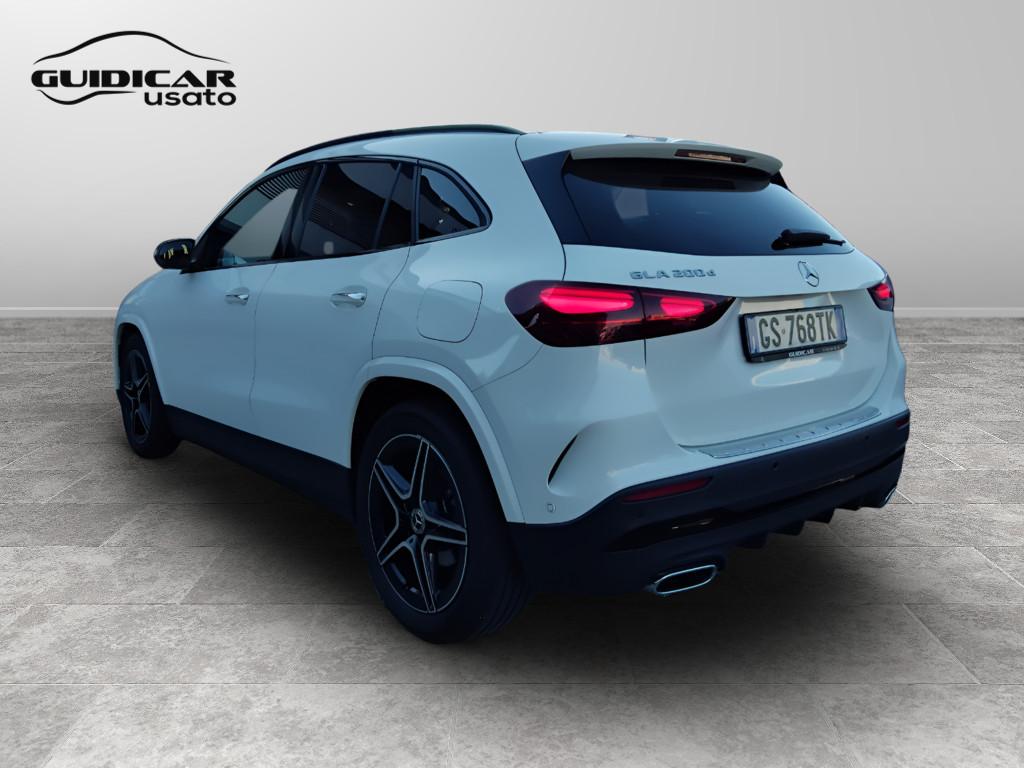 Mercedes-Benz GLA-H247 2023 - GLA 200 d AMG Line Advanced Plus auto