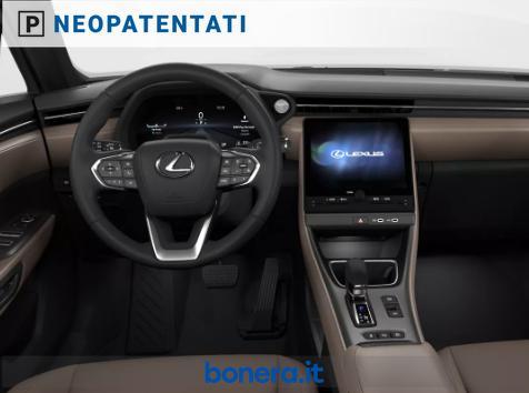 Lexus LBX 1.5 Hybrid Elegant 2WD