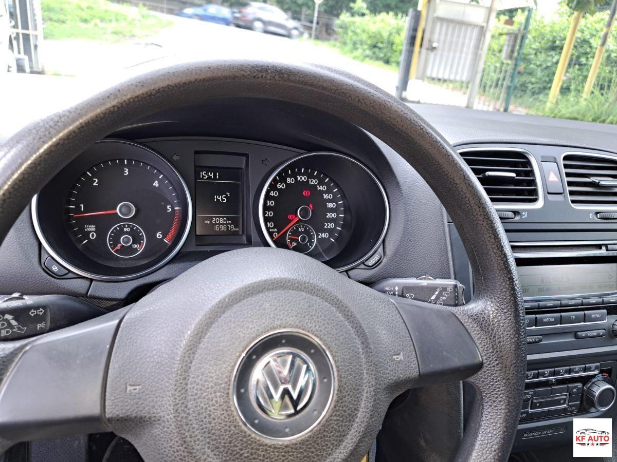 VOLKSWAGEN - Golf 1.6 tdi Comfortline 5p
