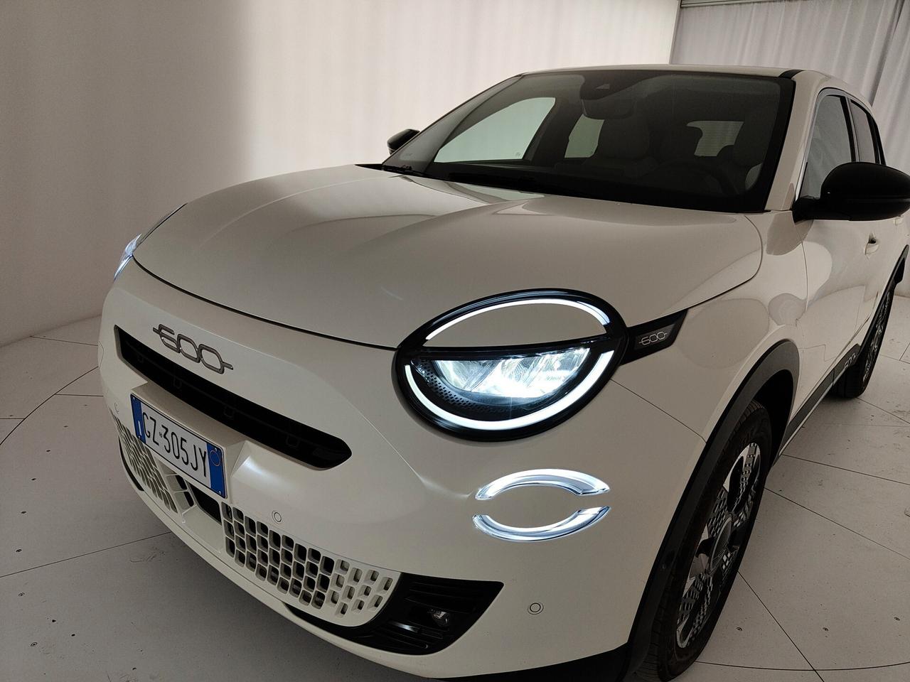 Fiat 600 Hybrid 110 CV DCT MHEV La Prima
