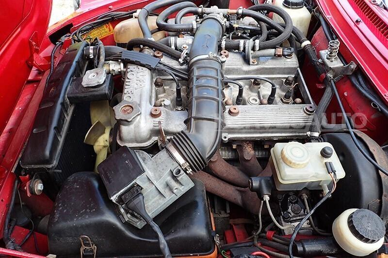 Alfa Romeo Spider Duetto 2.0 | Rosso interni neri