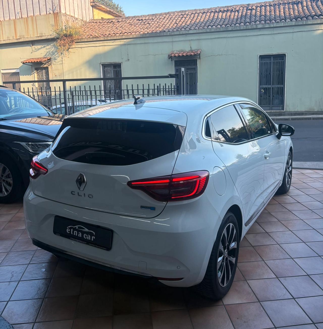 Renault Clio 1.6 E-Tech full hybrid Techno 145cv auto