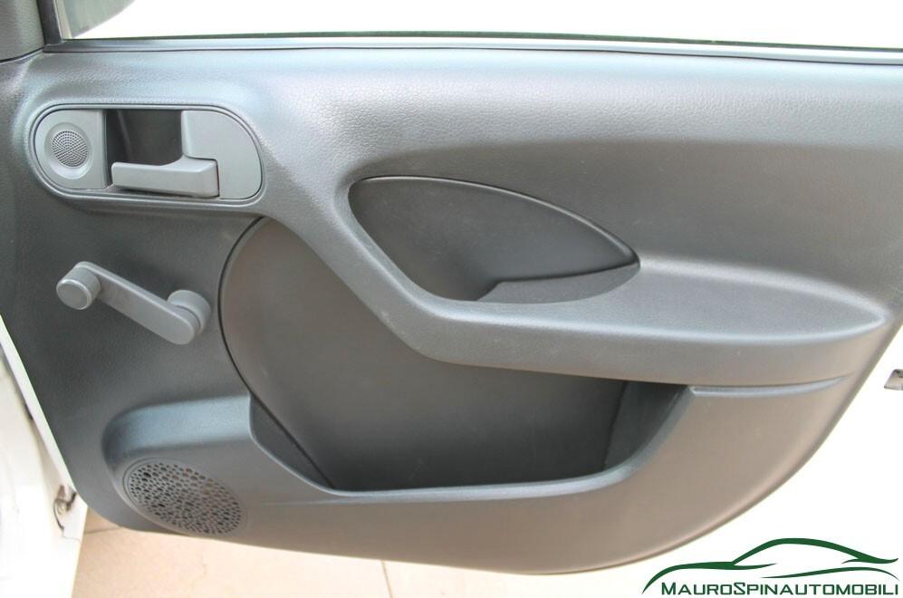 Fiat Panda 1.3 MJT PER NEOPATENTATI