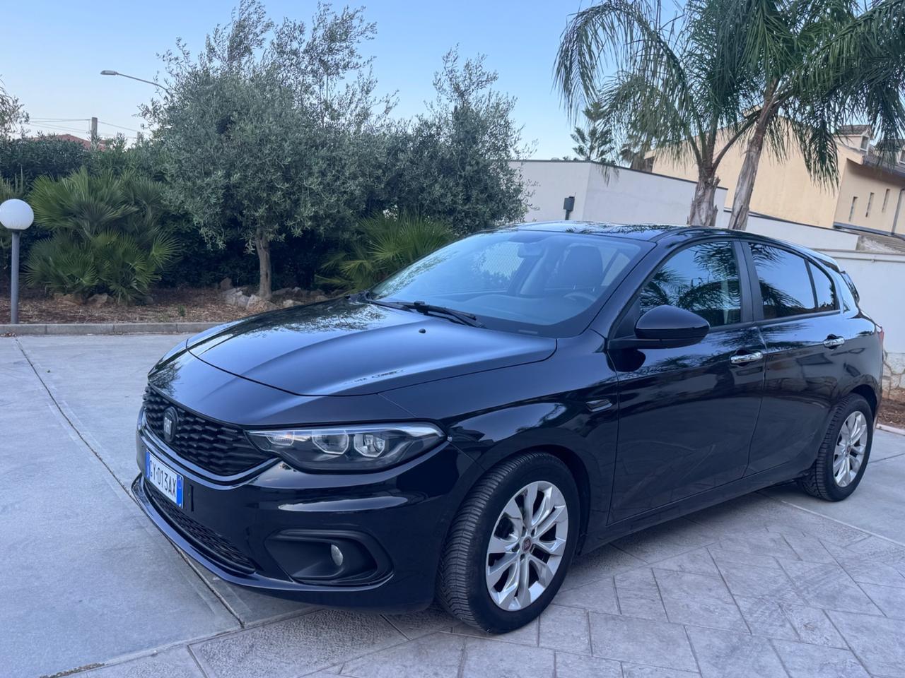 Fiat Tipo 1.6 Mjt S&S 5 porte Easy
