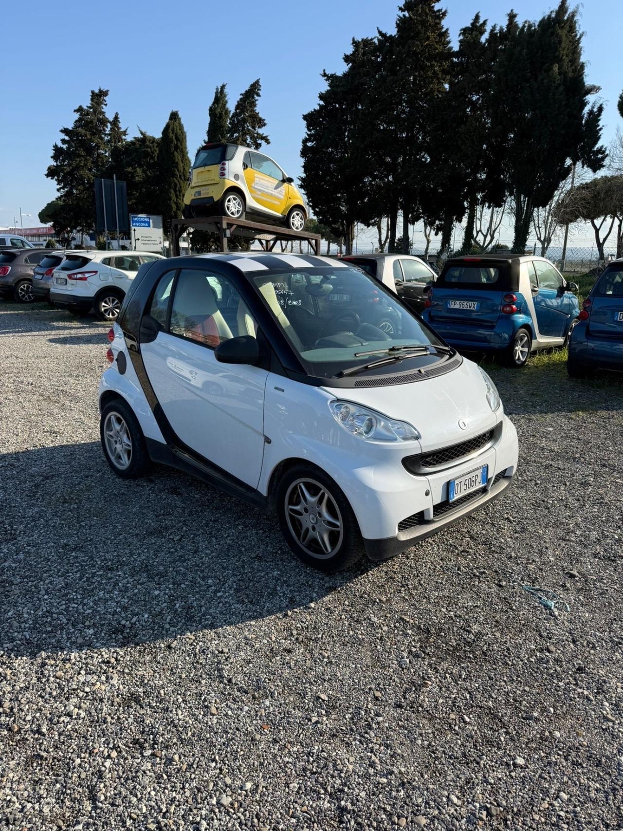 Smart ForTwo 1000 52 kW coupé passion