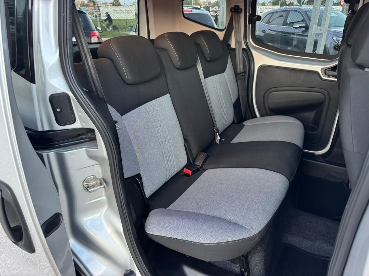 Fiat Qubo 1.4 8V 77 CV Lounge Natural Power