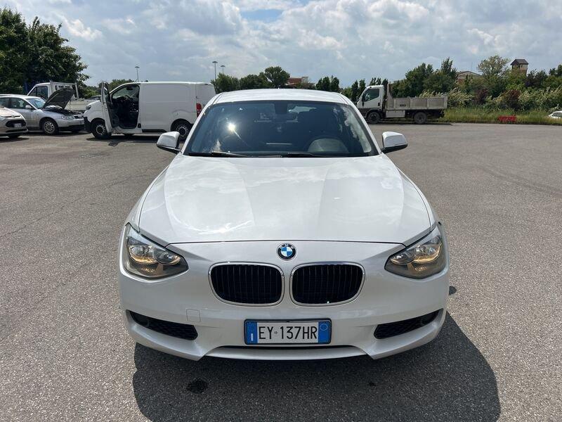 BMW Serie 1 116i 5p. Urban