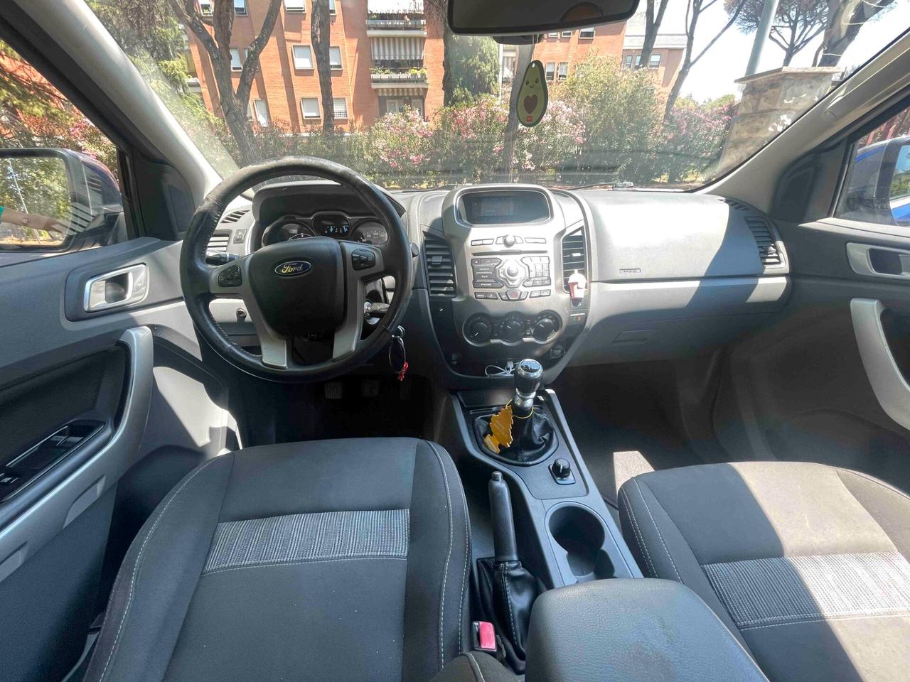 Ford Ranger 2.2 TDCi Super Cab XL GANCIO TRAINO