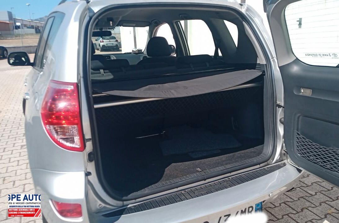 Toyota RAV 4 RAV4 2.2 D-4D 136 CV Luxury