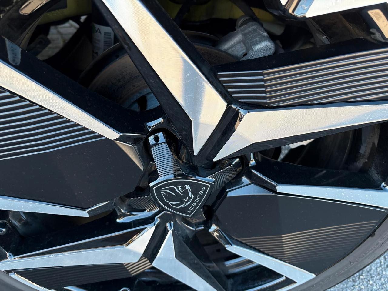 Peugeot 208 GT PureTech 100 5 p. 6mt SPOTICAR