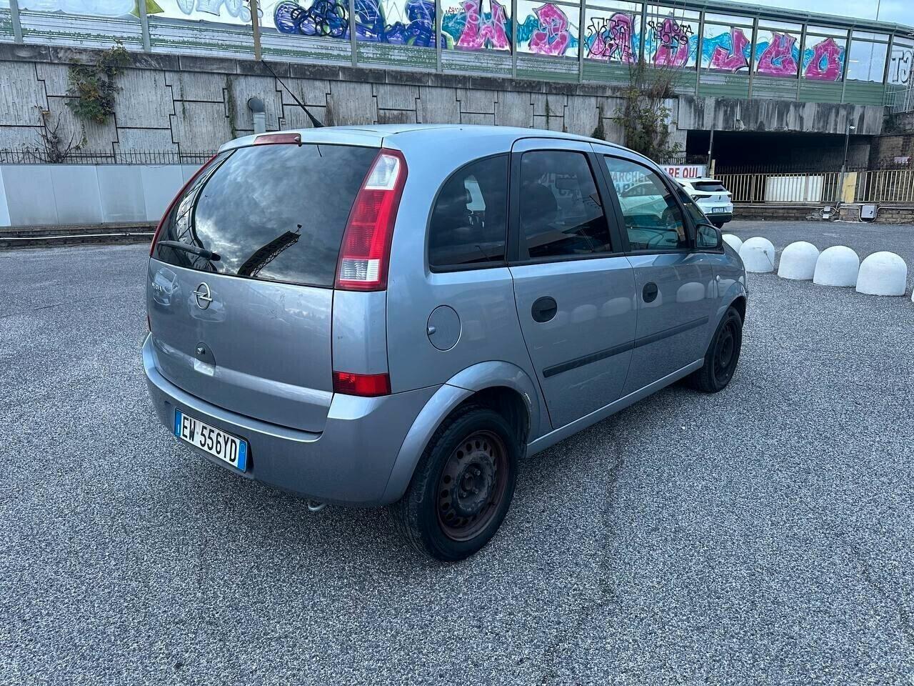 MERIVA 1.4 BENZINA 90 CV NEOPATENTATI