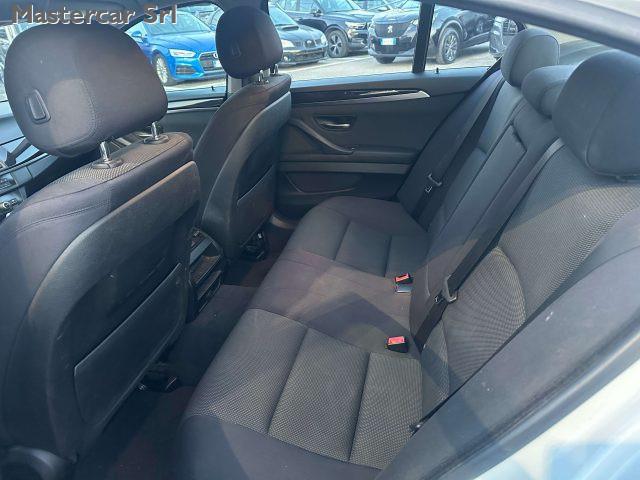 BMW 520 Serie 5 F10 Berlina 520d 190cv tg. FG111BM